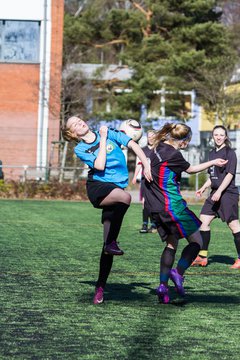 Bild 278 - B-Juniorinnen SV Henstedt-Ulzburg - MTSV Olympia Neum�nster : Ergebnis: 0:4